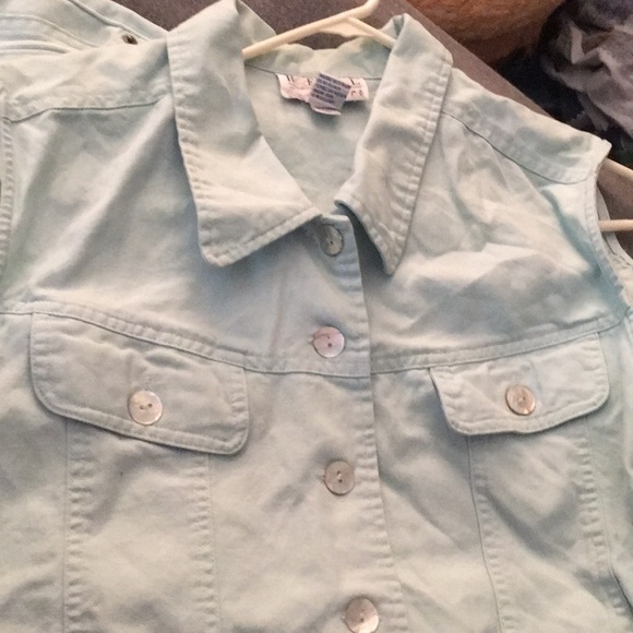 Jean Vest And High Wasted Jean Set sizes: XL & 14P - Picture 7 of 7